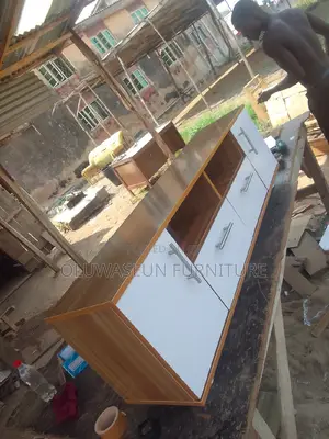 Tv Shelf With 4drawers