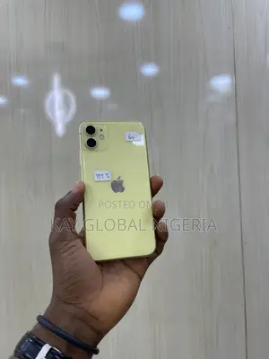 Apple iPhone 11 64 GB Yellow