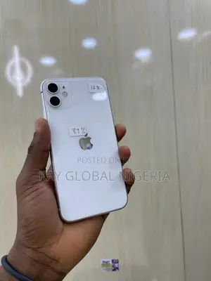 Apple iPhone 11 128 GB White