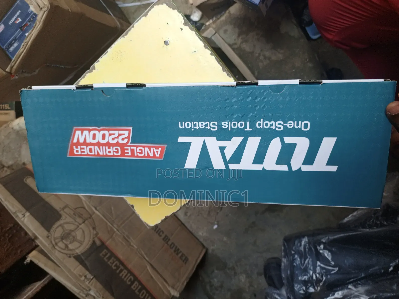 Total 9 Inches Cutting Machine 2200watt
