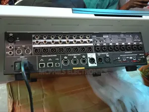 Behringer Wing Digital Mixer 32ch
