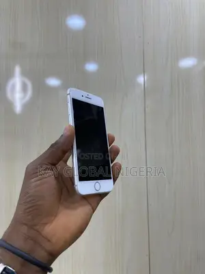 Apple iPhone 8 64 GB White
