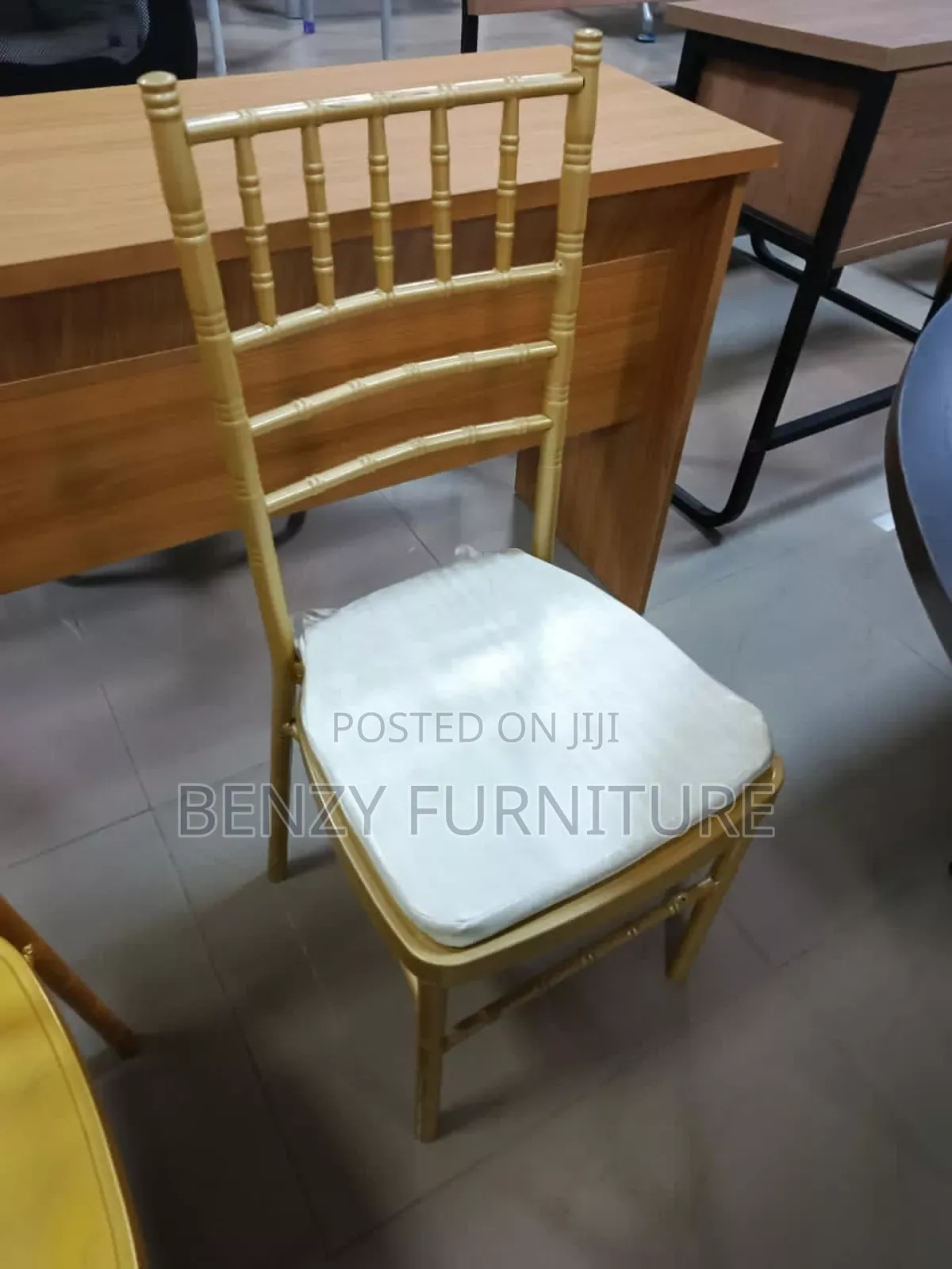 Banquet Chivalry Chair