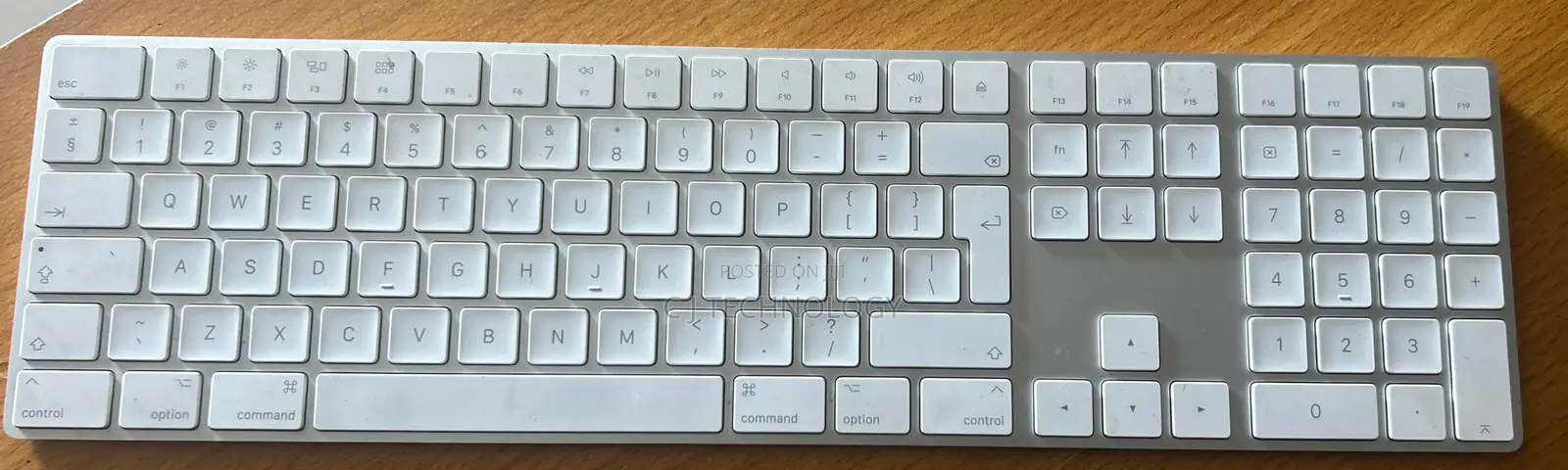 Apple Keyboard