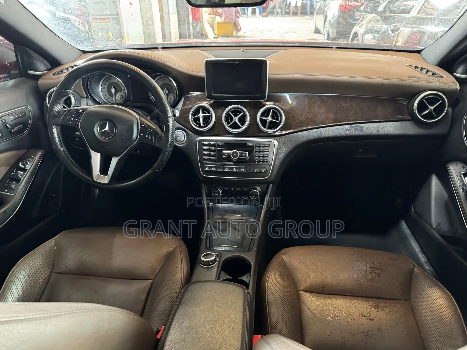 Mercedes-Benz GLA 250 2015 Red