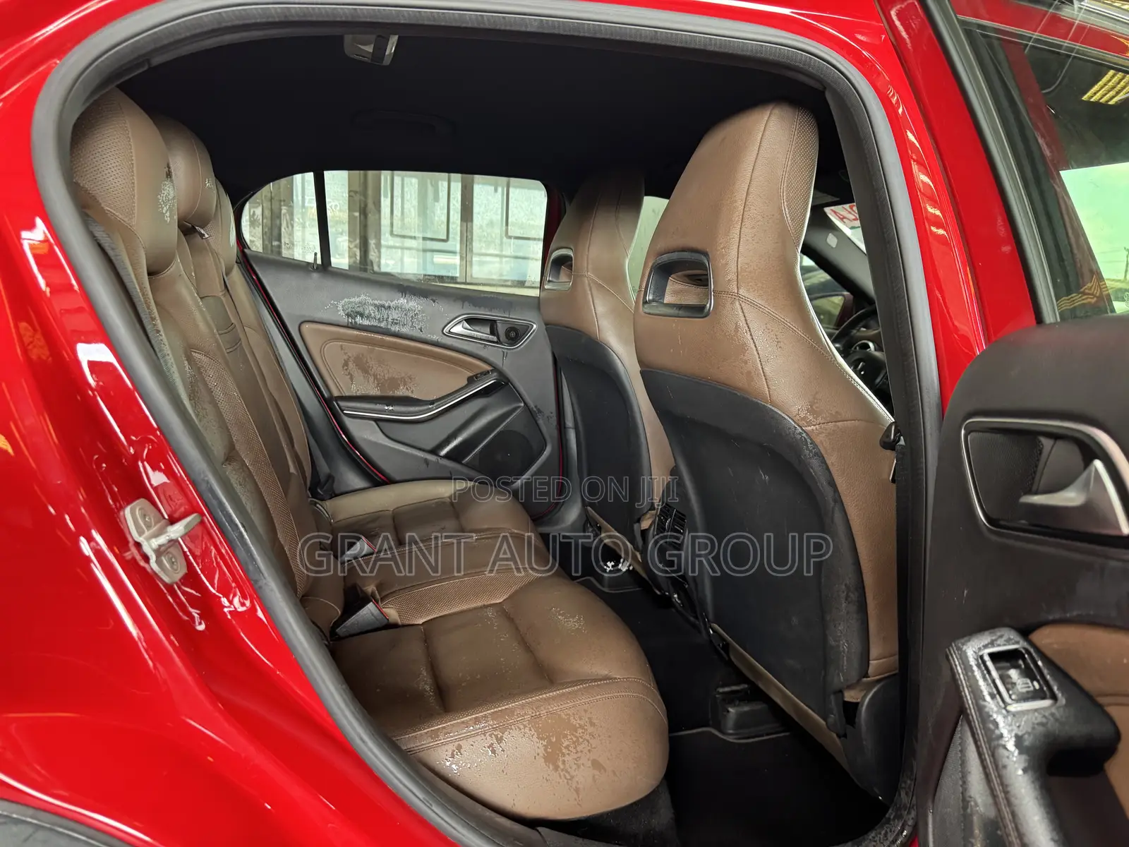 Mercedes-Benz GLA 250 2015 Red