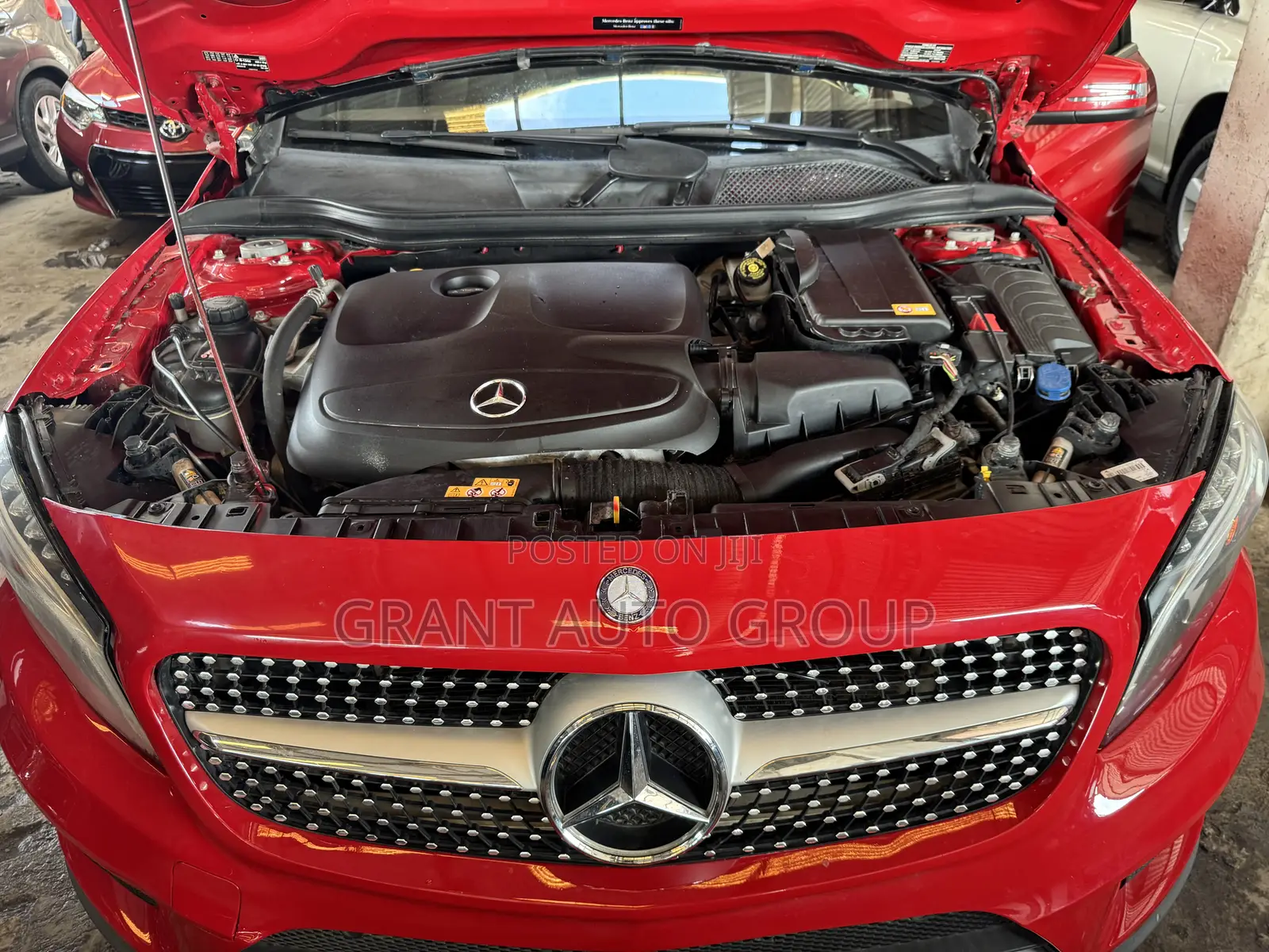 Mercedes-Benz GLA 250 2015 Red