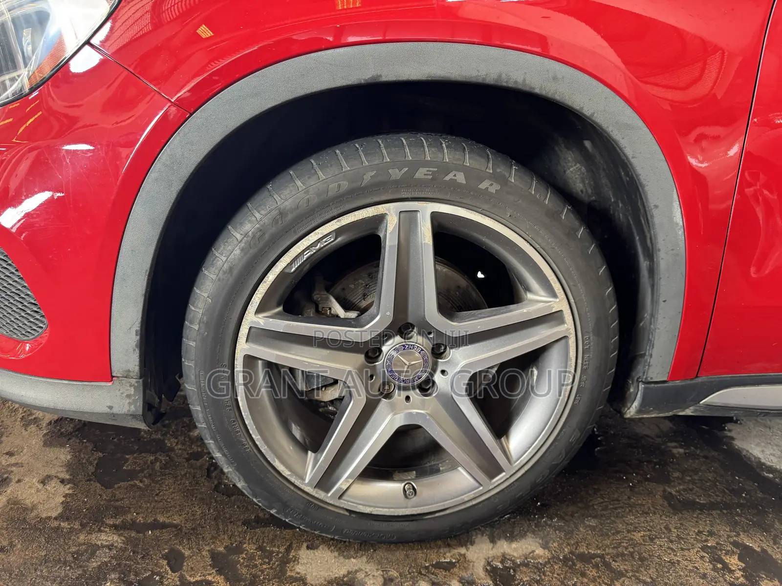 Mercedes-Benz GLA 250 2015 Red
