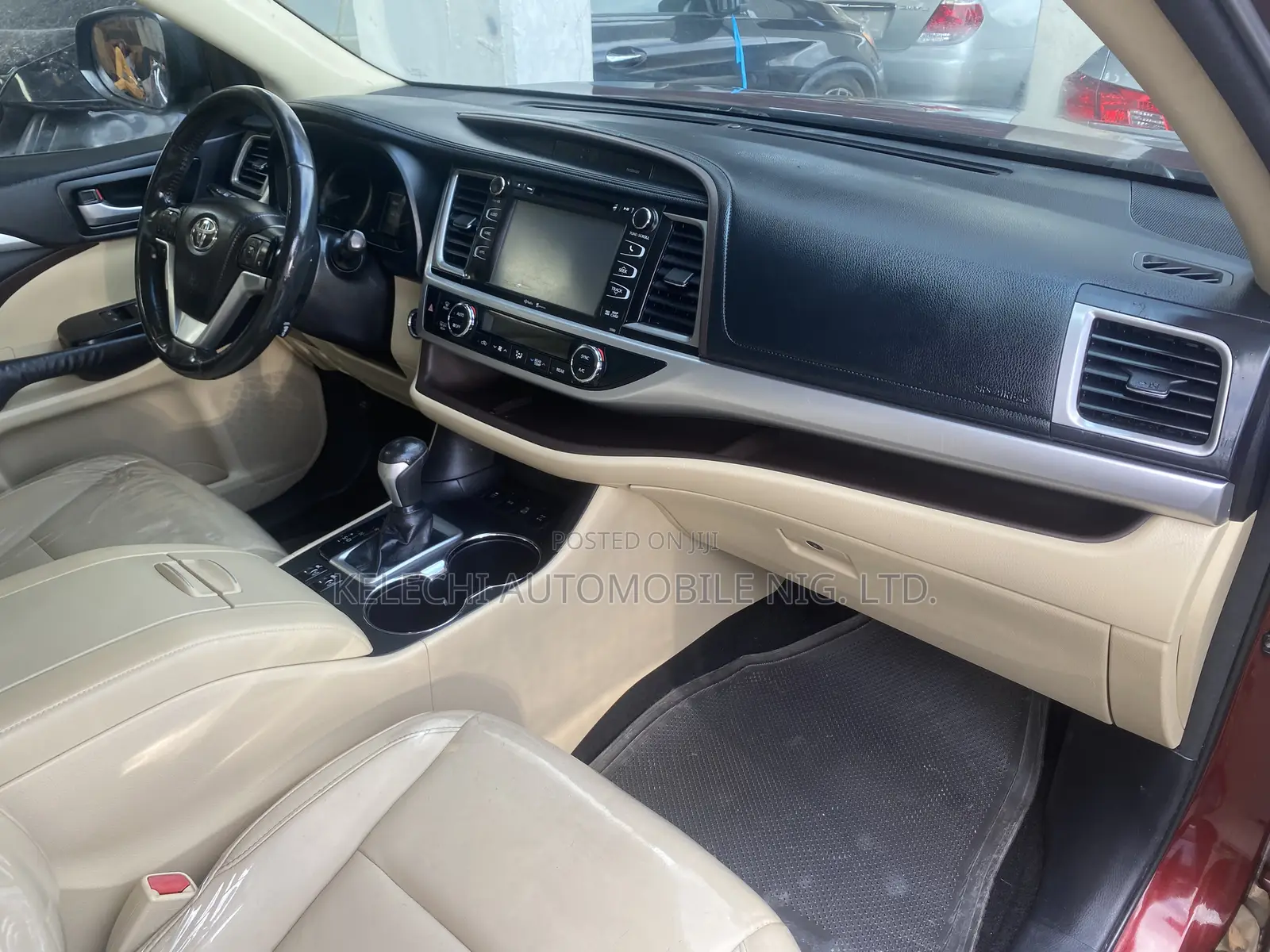 Toyota Highlander 2015 Red