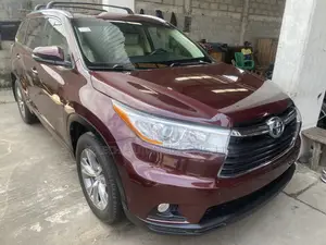 Toyota Highlander 2015 Red