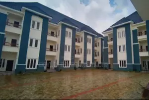 4bdrm Duplex in Durumi for sale