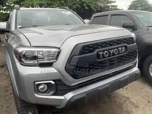 Toyota Tacoma Limited 2018 Silver