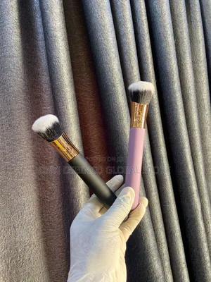 Rechargeable Toy Vibrator Make Up Brush Magic Wand Dildo
