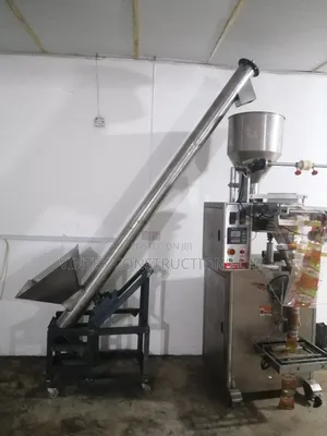 Automatic Loading Screw Conveyor
