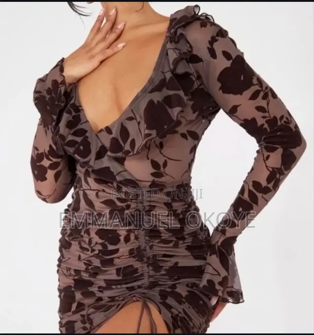 dark chocolate floral flocked frill detail ruched bodycon dress Sundry Women's Side Shirred Dress – Saint Bernard main image 0