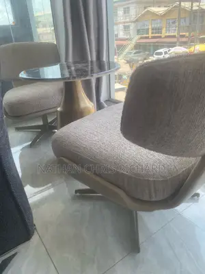 Luxury Italian Relaxed Chairs