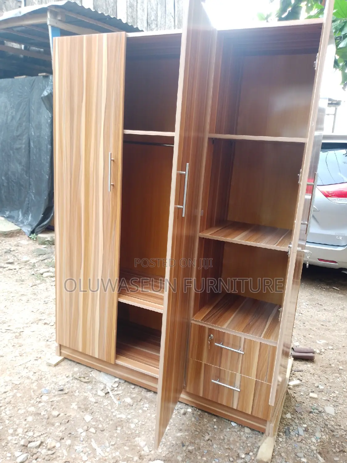3doors Walldrobe With Drawers
