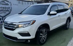 Honda Pilot Touring 4dr SUV (3.5L 6cyl 9A) 2017 White