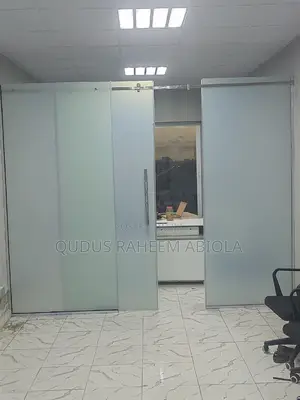 Frameless Glass Office Partition With Sliding Door