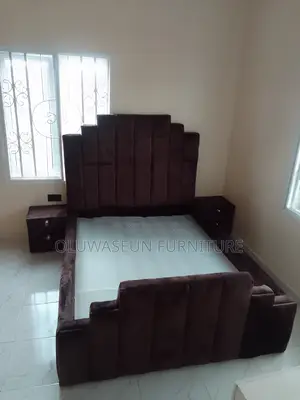 Padded 4and Half Bed Frame