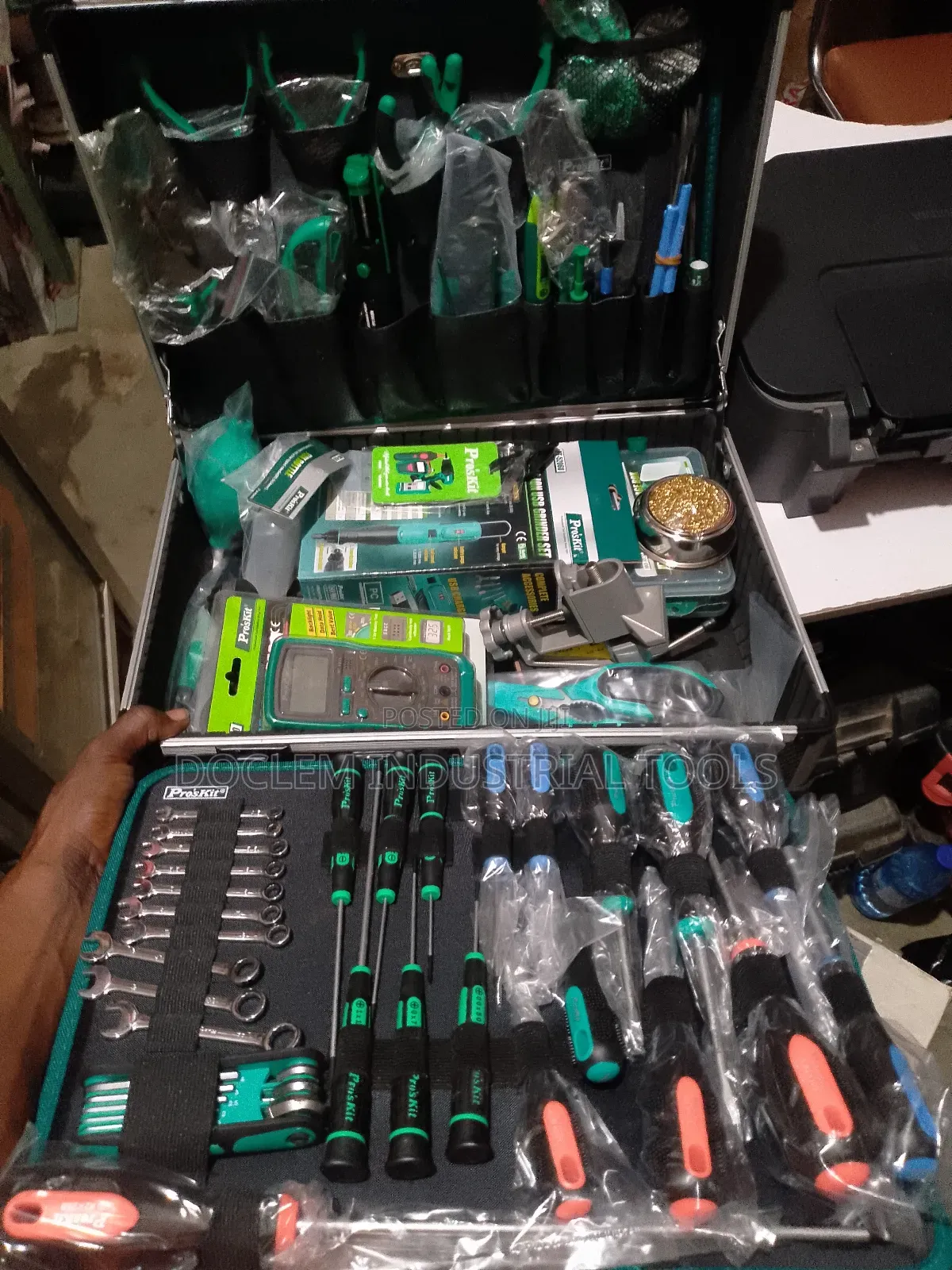 Proskit Set of Electronics Tools