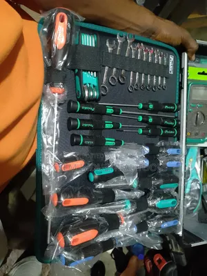Proskit Set of Electronics Tools