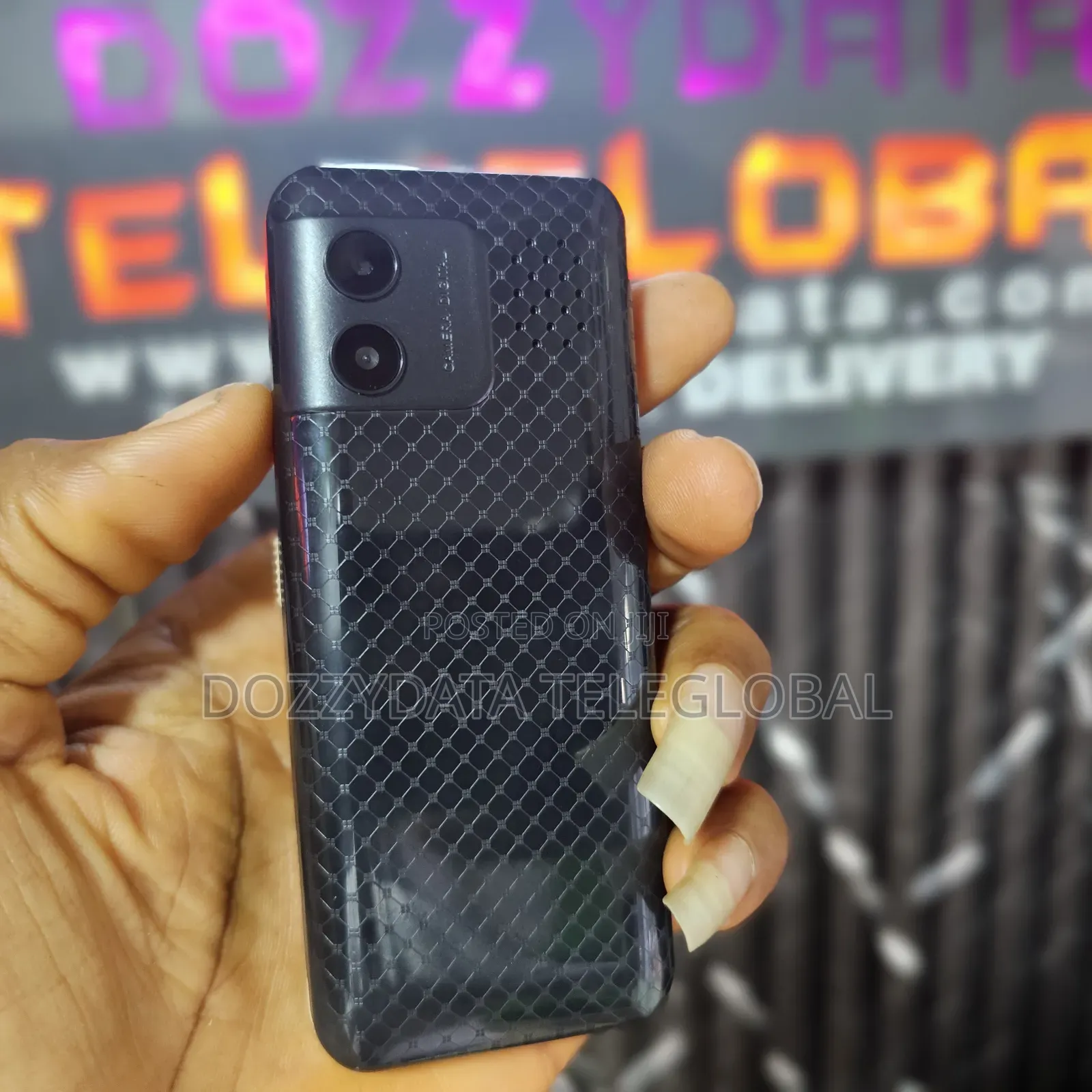 New Maxfone V6