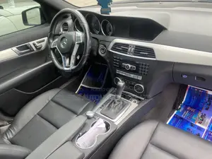 Mercedes-Benz C300 Sport 4Matic Sedan AWD (3.5L 6cyl 7A) 2013 Black
