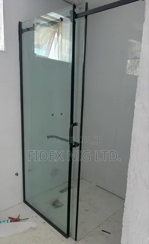 Shower Glass With Black Accessories