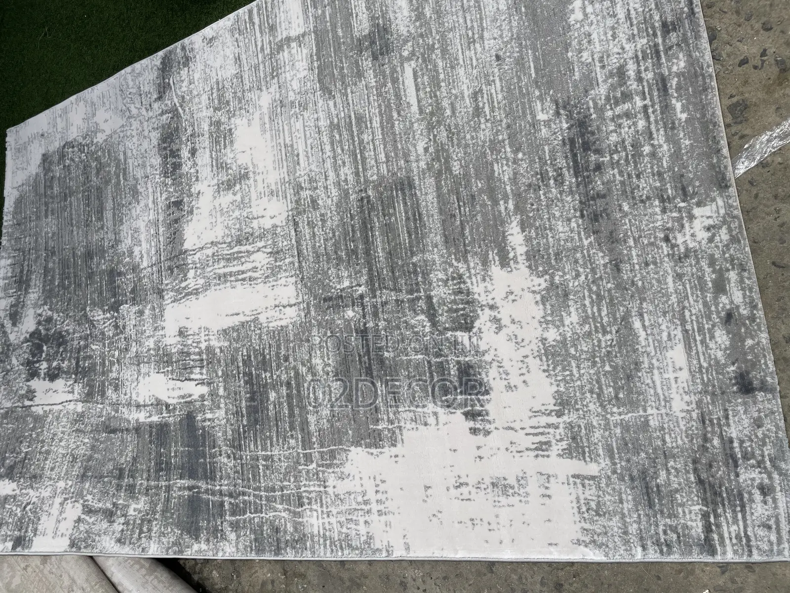 Ash and Grey Color Design Rugs (All Sizes Available)