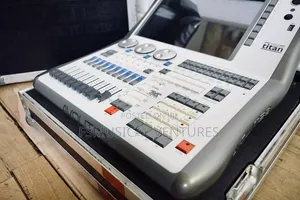 Avolites Quartz Console