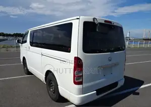 Toyota HiAce 2008 White