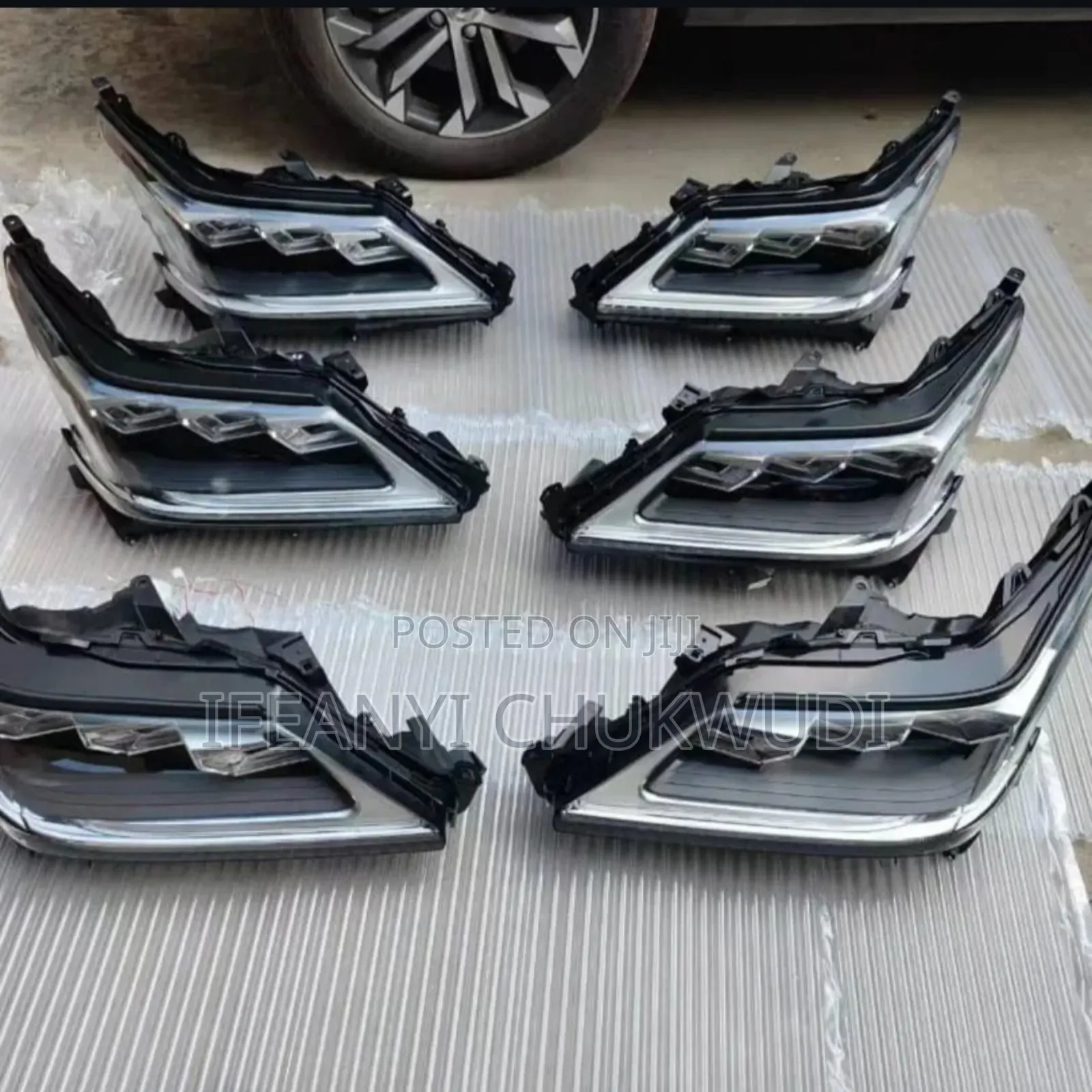 Head Light Lx570 2020
