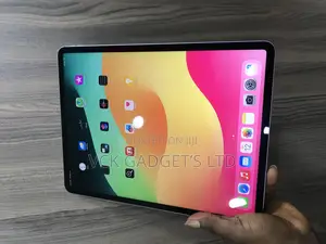 Apple iPad Pro 12.9 (2022) 128 GB Gray