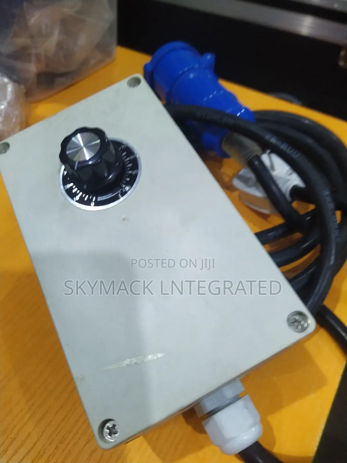 Dimmer Switch Control Up to 2000W