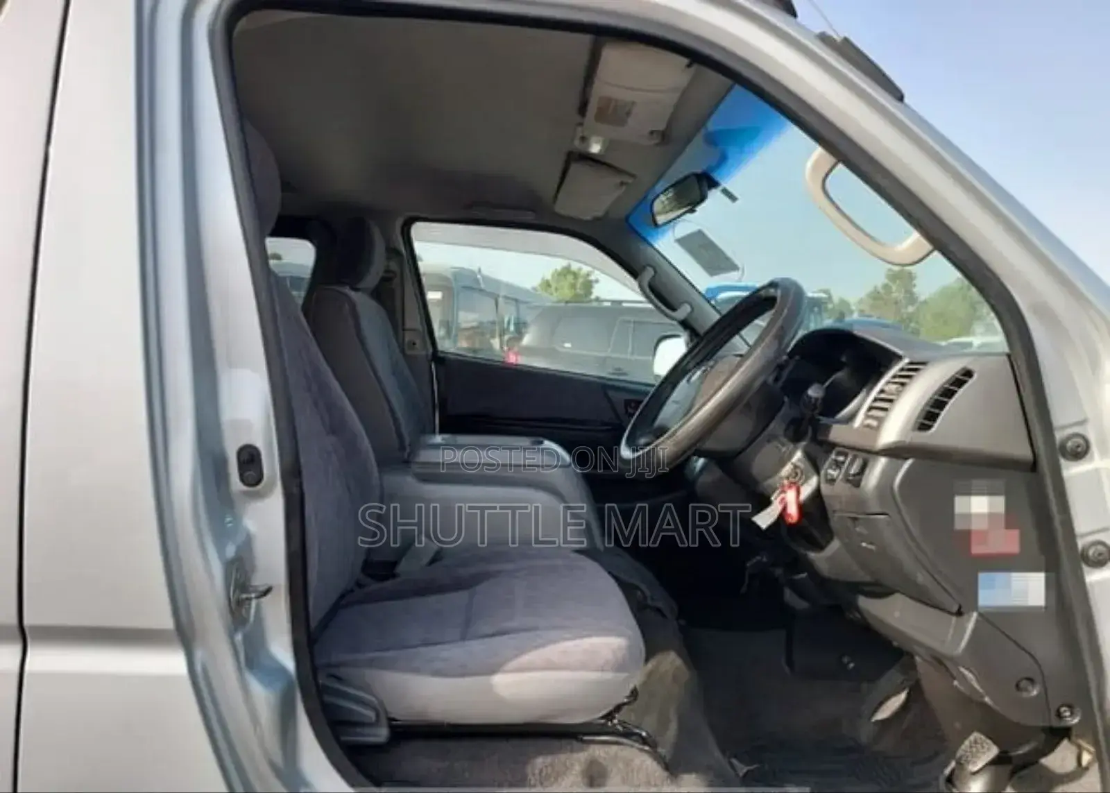 Toyota HiAce 2009 Grey