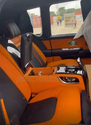 New Rolls-Royce Cullinan 2024 Black