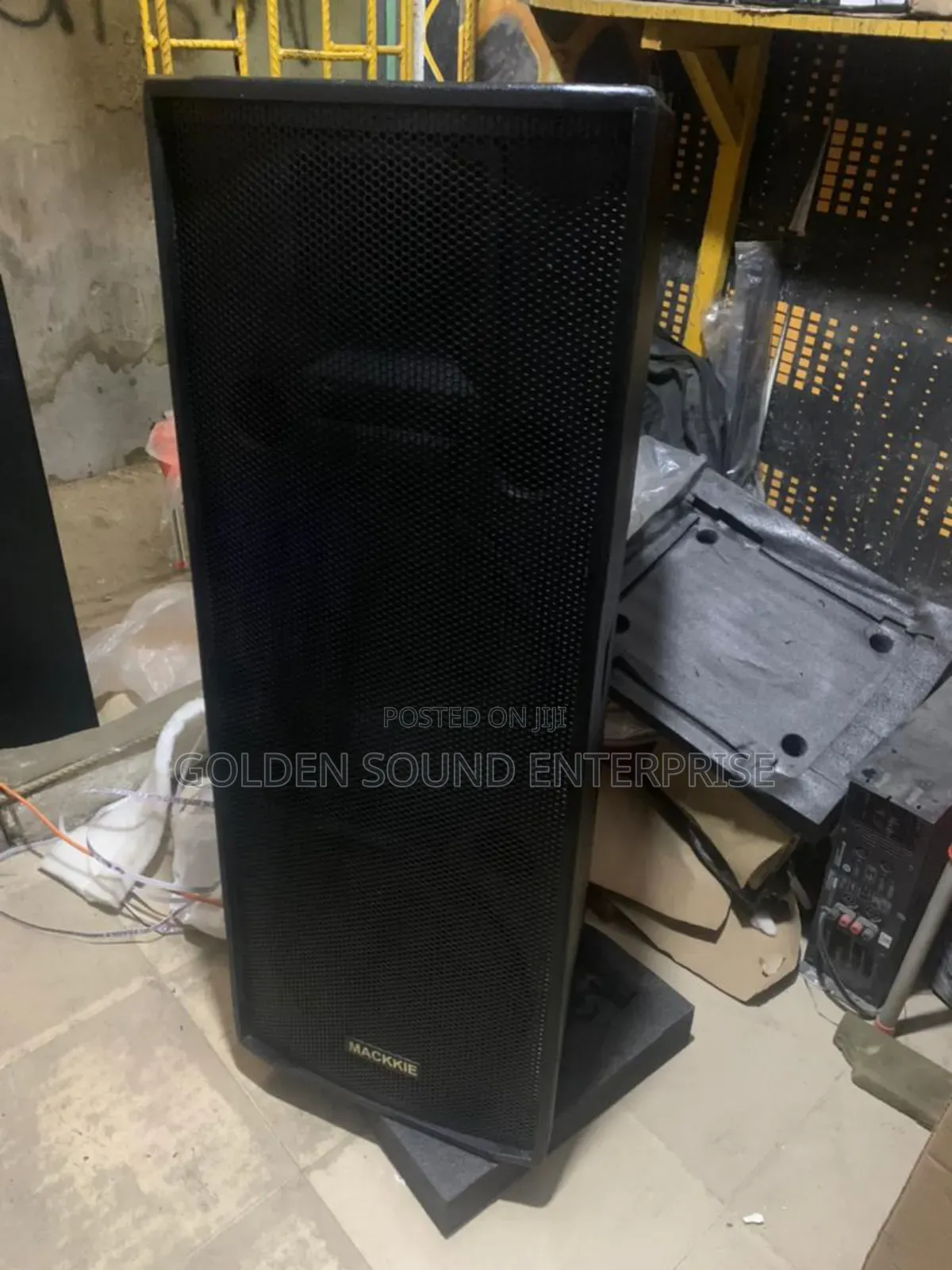 Mackkie Box Speaker Model