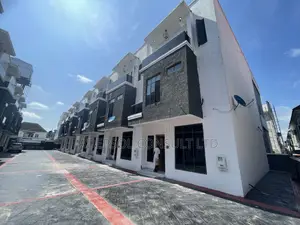 4bdrm Townhouse Terrace in Secure Estate on for Sale