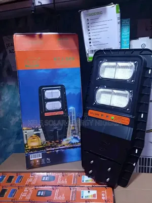 Standard 200watts Solar Security Street Light