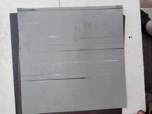 30/30 Square Rubber Tiles Available in Plain and Pattern