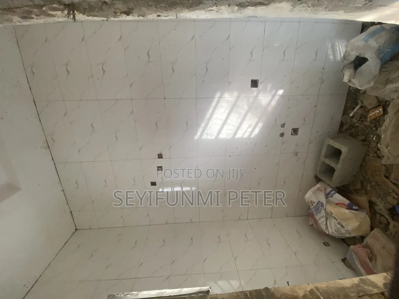 Furnished 2bdrm Block of Flats in Omole Phase 2 for sale