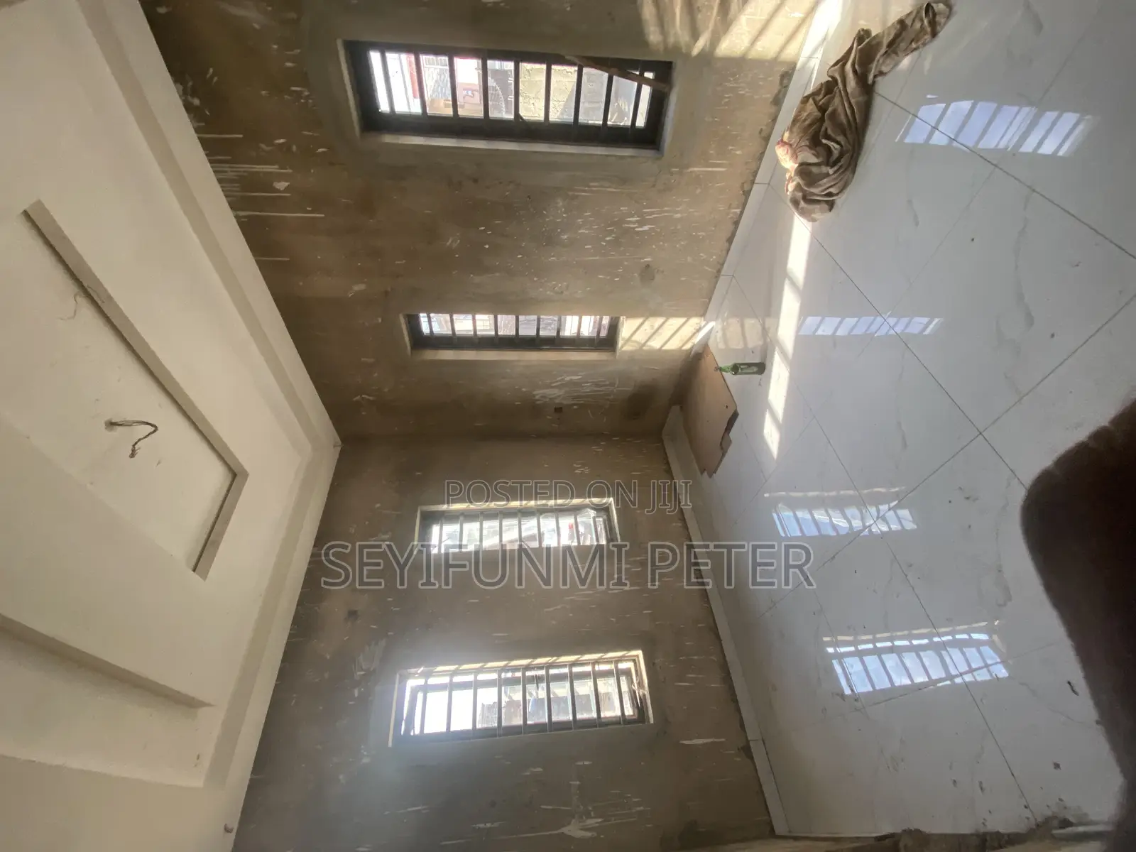 Furnished 2bdrm Block of Flats in Omole Phase 2 for sale