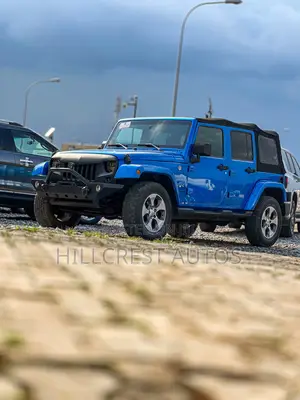Jeep Wrangler Sahara 4x4 2017 Blue