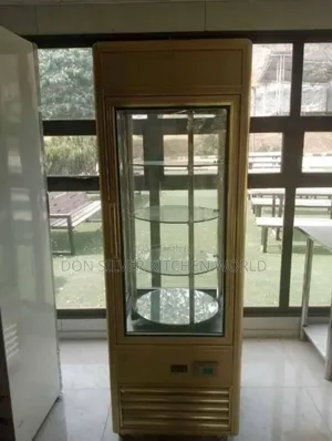 Standing Cake Display