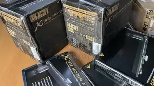 Behringer X32, X32 Compact Motorized Faders