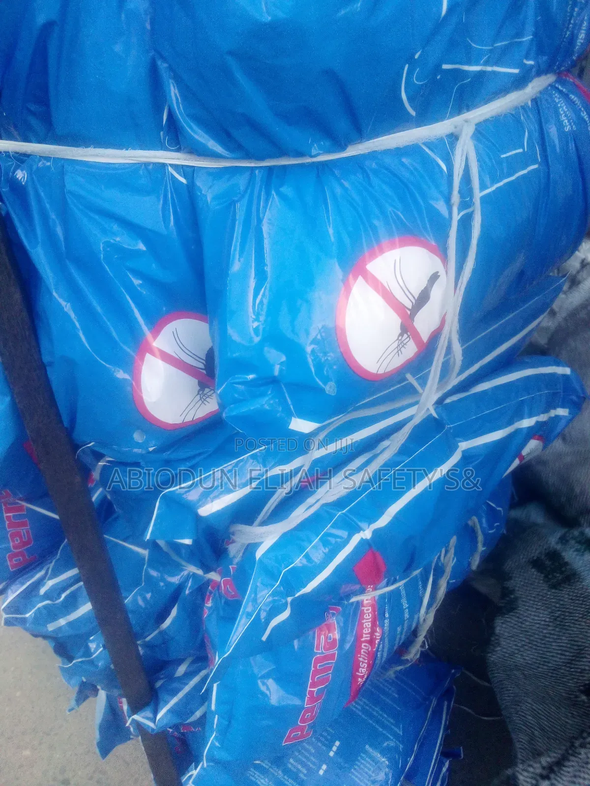Mosquito Net/Think