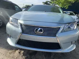 Lexus ES 350 FWD 2015 Blue