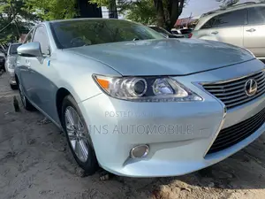 Lexus ES 350 FWD 2015 Blue