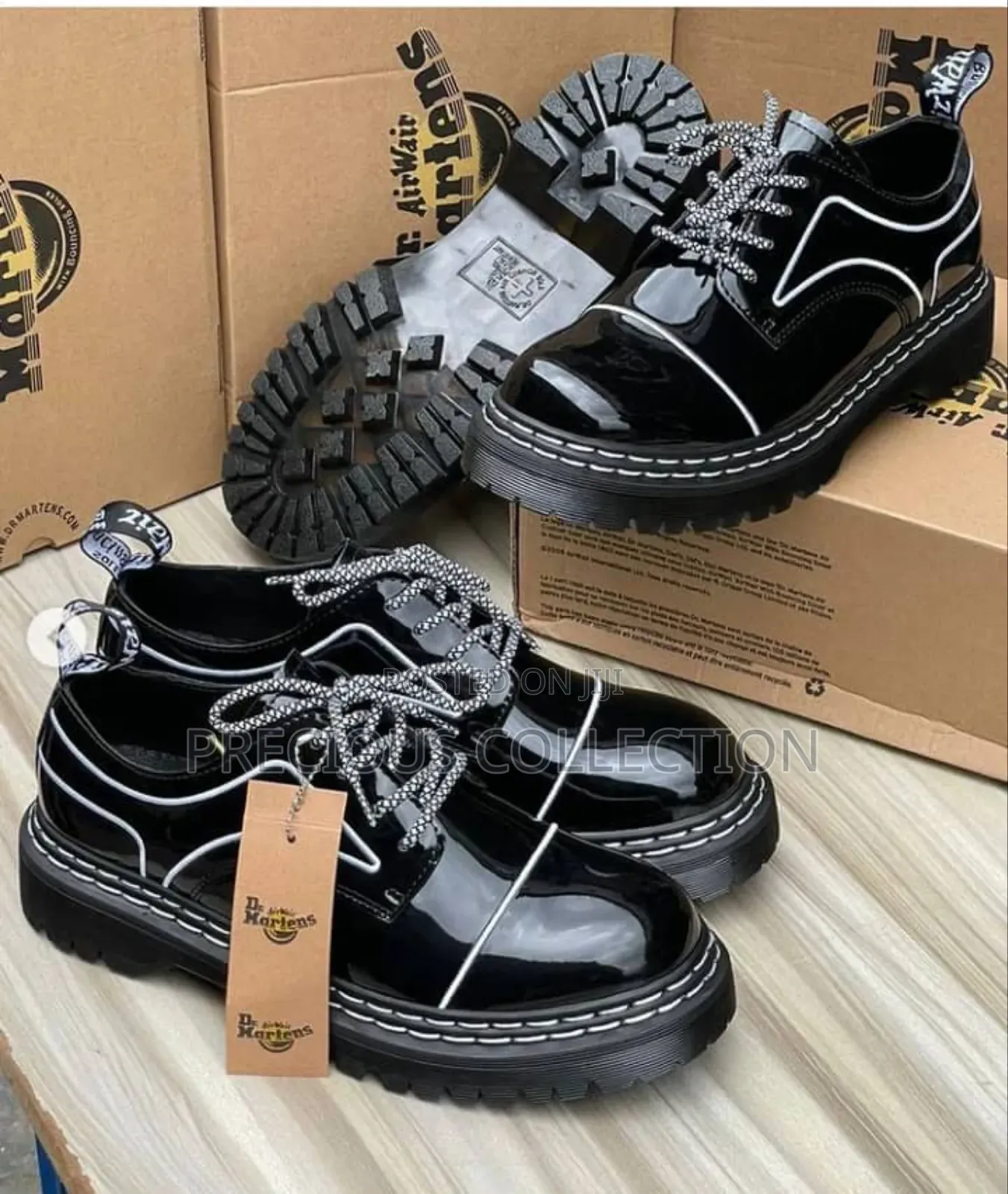 Unisex Dr Martens Patterned Lace Up Shoe